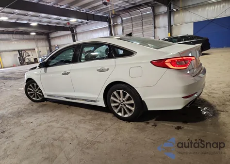 2016 Hyundai Sonata Sport z USA, uszkodzony, nr VIN 5NPE34AF8GH290055